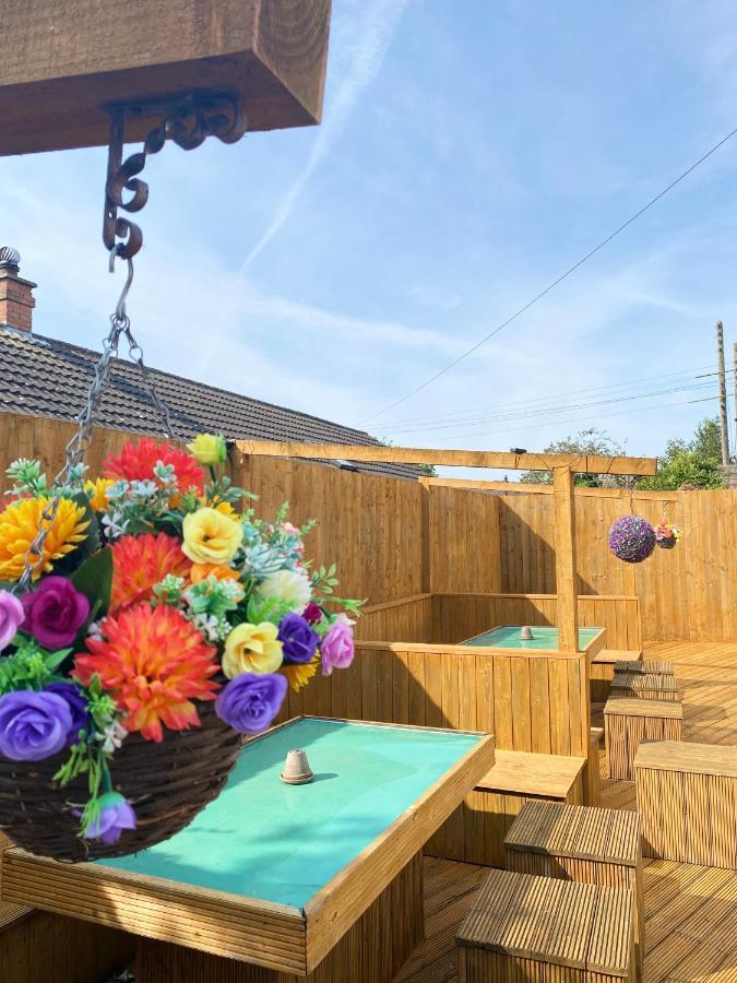 The Whistle And Flute Hotel Barnetby le Wold Eksteriør billede