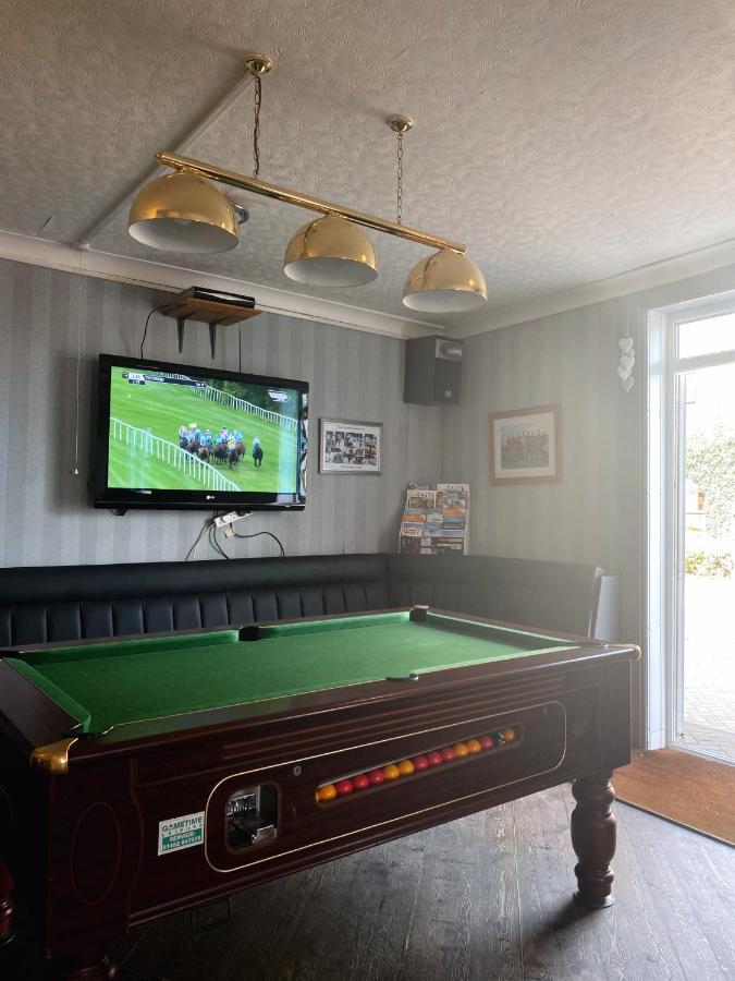 The Whistle And Flute Hotel Barnetby le Wold Eksteriør billede