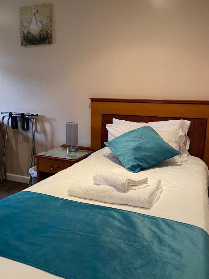 The Whistle And Flute Hotel Barnetby le Wold Eksteriør billede