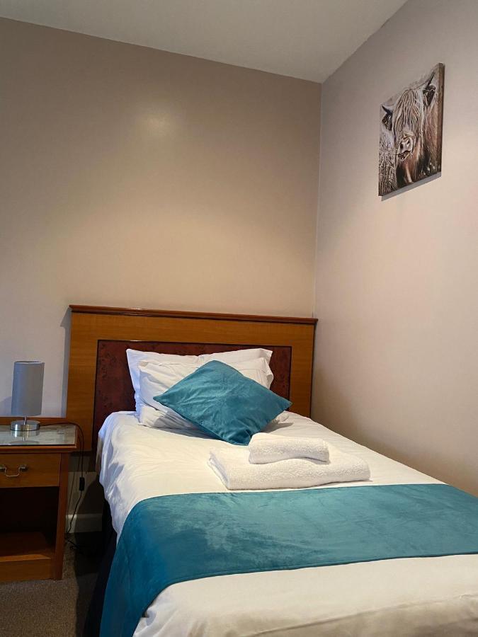The Whistle And Flute Hotel Barnetby le Wold Eksteriør billede