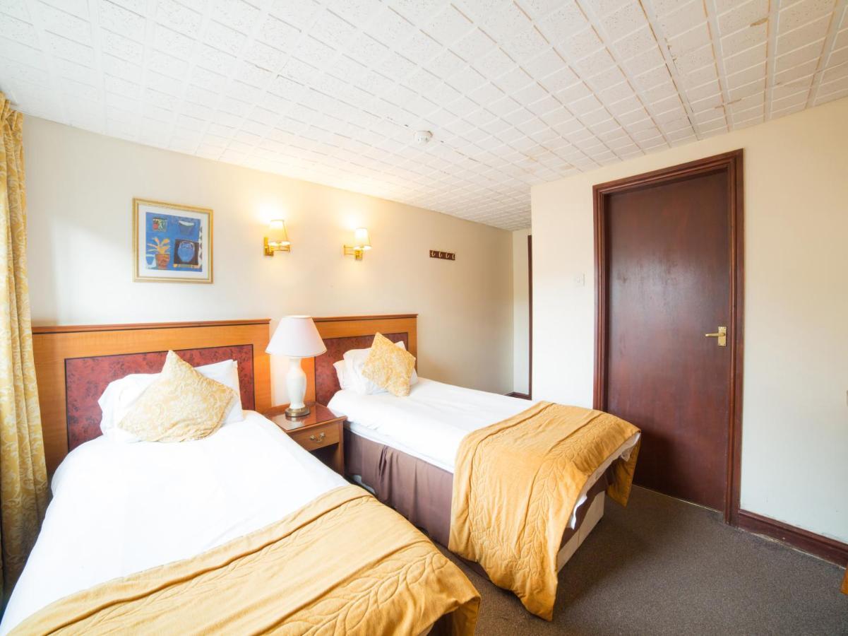 The Whistle And Flute Hotel Barnetby le Wold Eksteriør billede