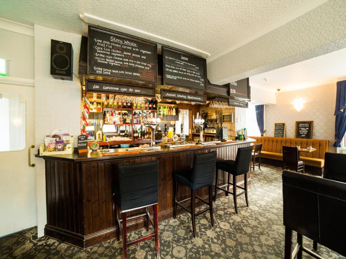 The Whistle And Flute Hotel Barnetby le Wold Eksteriør billede