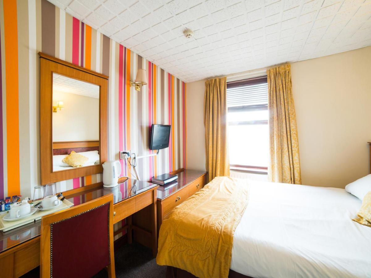 The Whistle And Flute Hotel Barnetby le Wold Eksteriør billede